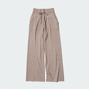 Uniqlo Women’s Soft Rib-Knit Straight Leg Pants Beige Size M